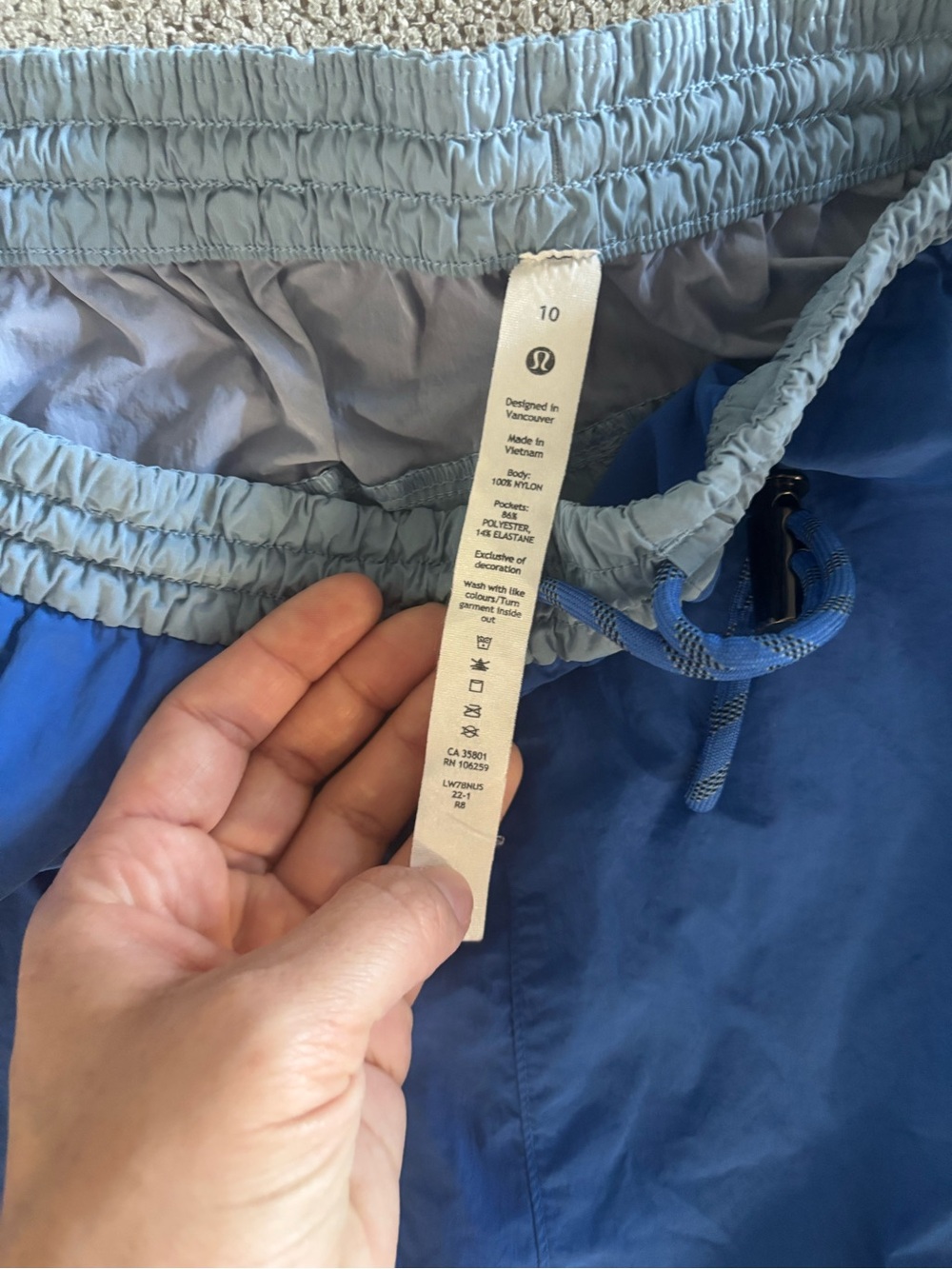 Lululemon 10 NEVER USED Light Blue & Royal Blue Drawstring Shorts